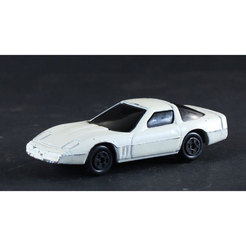 Ertl Chevrolet Corvette 1980s 3334